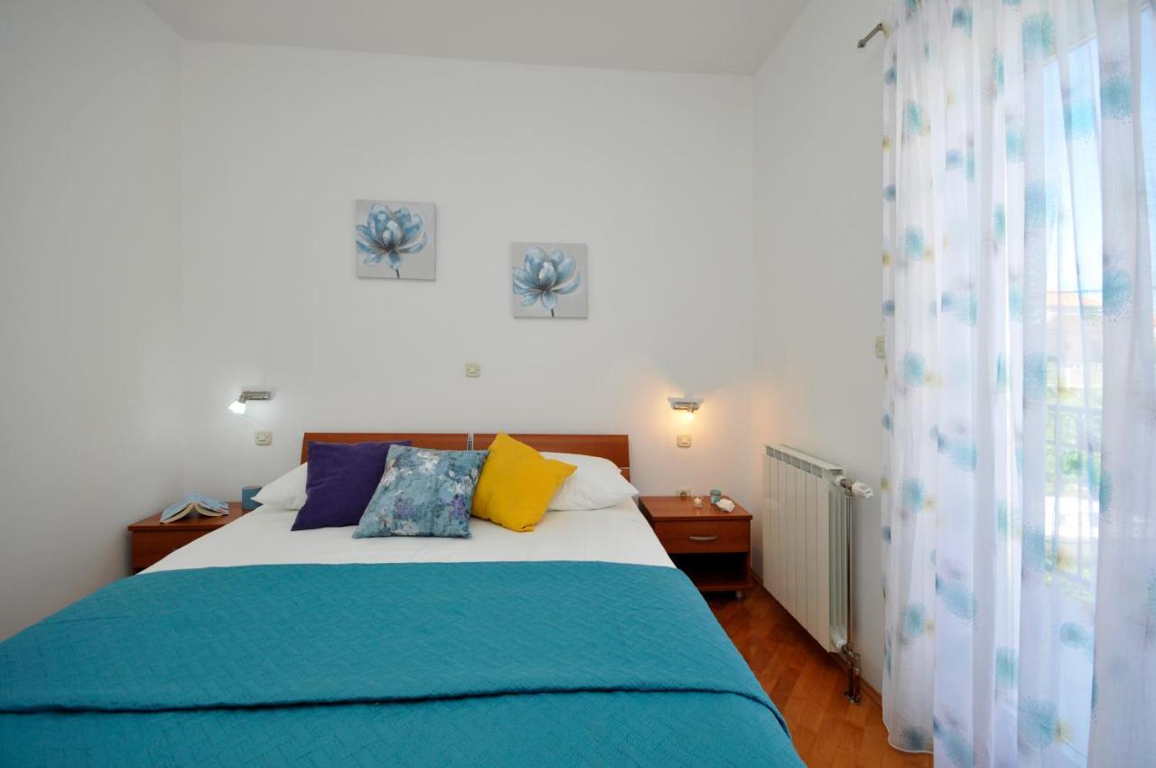 Apartments Roza Trogir Ngoại thất bức ảnh