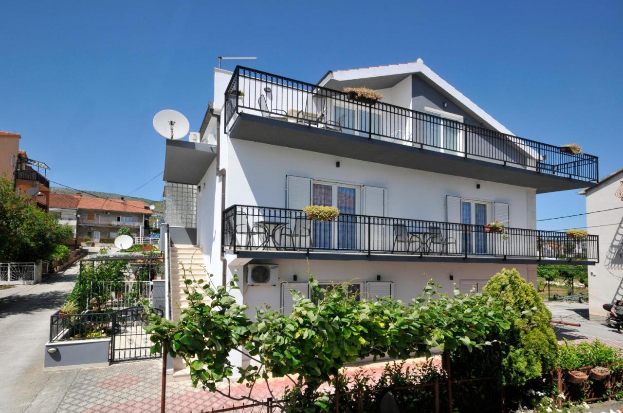Apartments Roza Trogir Ngoại thất bức ảnh