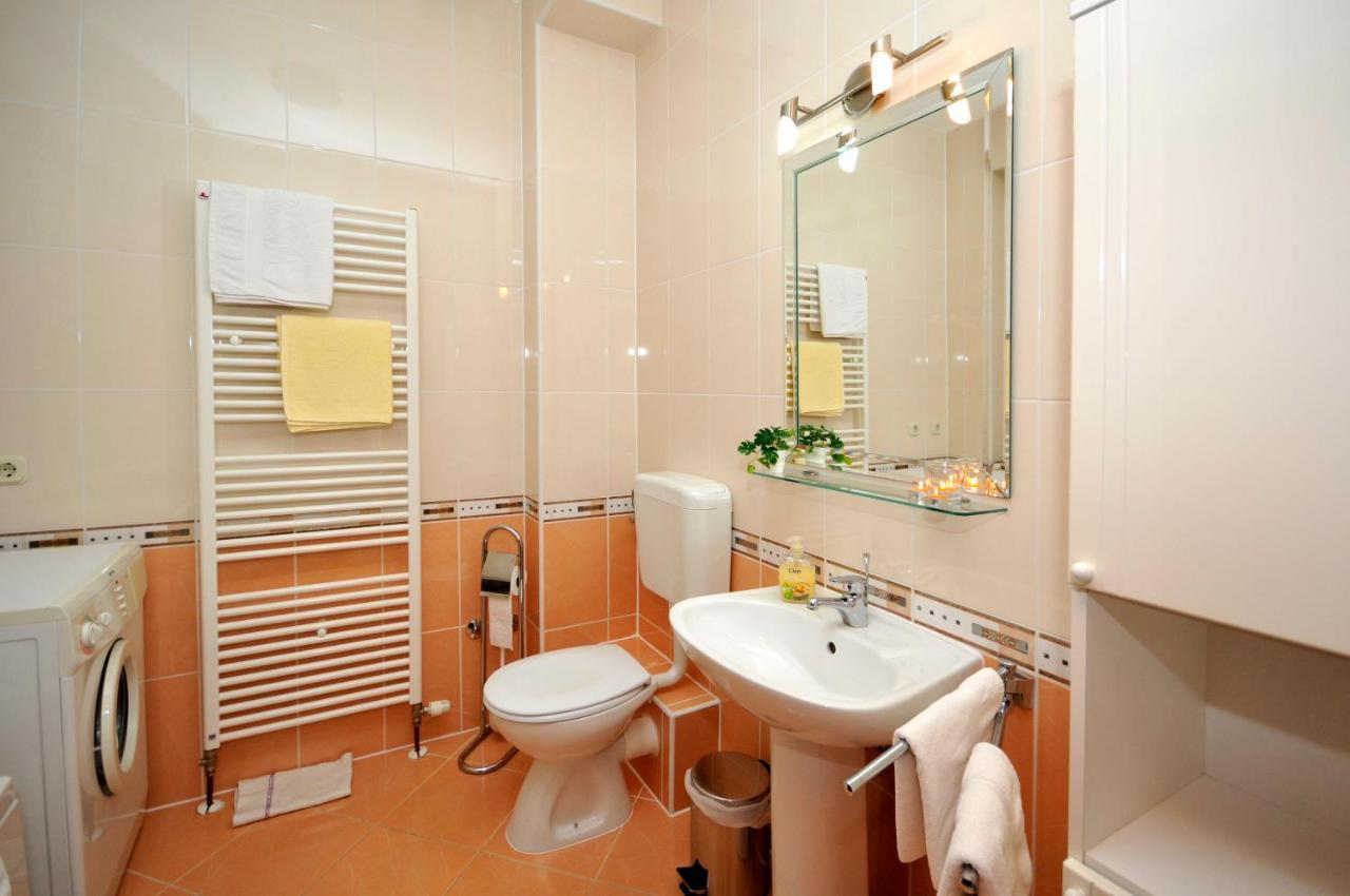Apartments Roza Trogir Ngoại thất bức ảnh